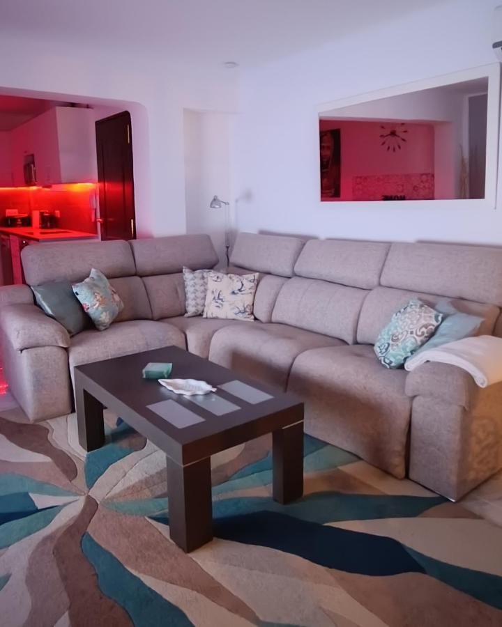 Pmt16 - Large City Apartment On The Beach Торевьиа Экстерьер фото
